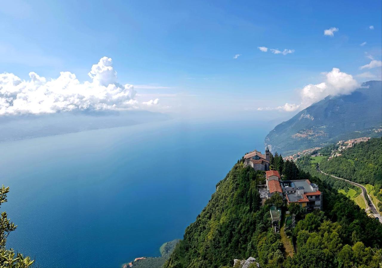 Appartamenti Benaco La Portella By Gardadomusmea Tignale Zewnętrze zdjęcie